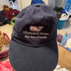 Use vineyard vines hat